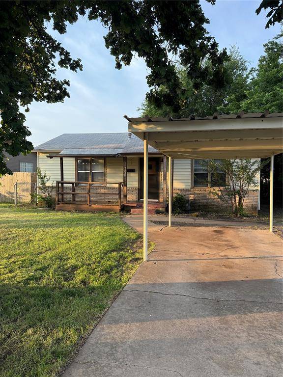 Edmond, OK 73003,704 W 1st ST