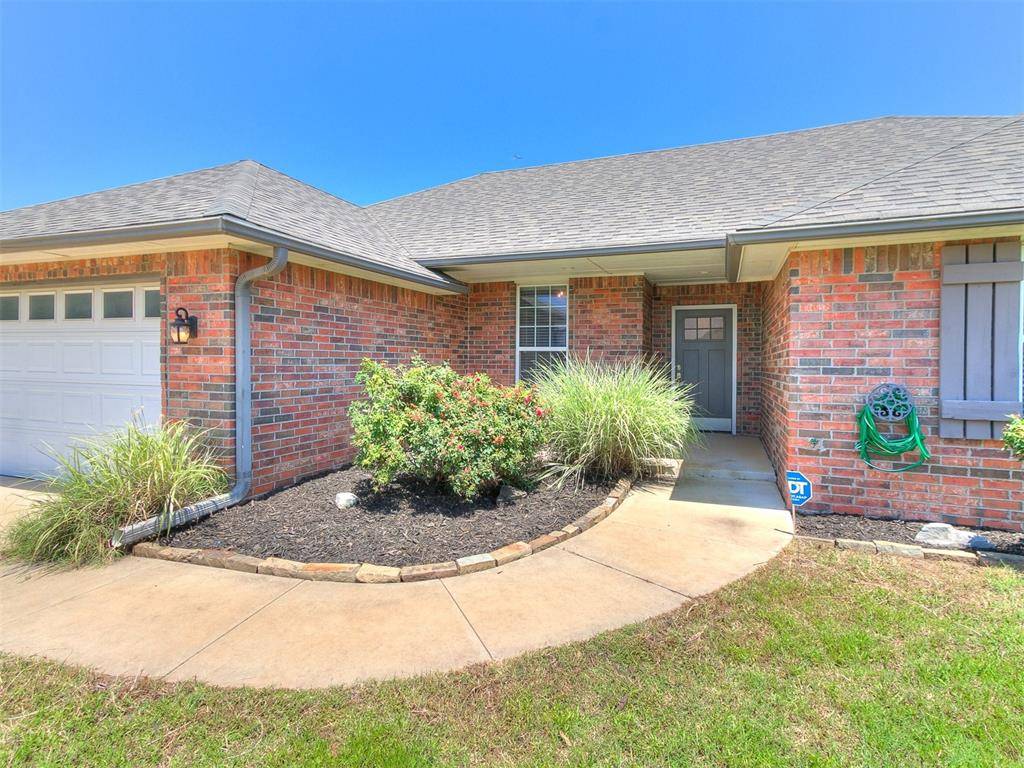 Shawnee, OK 74804,1954 Timber Dale DR