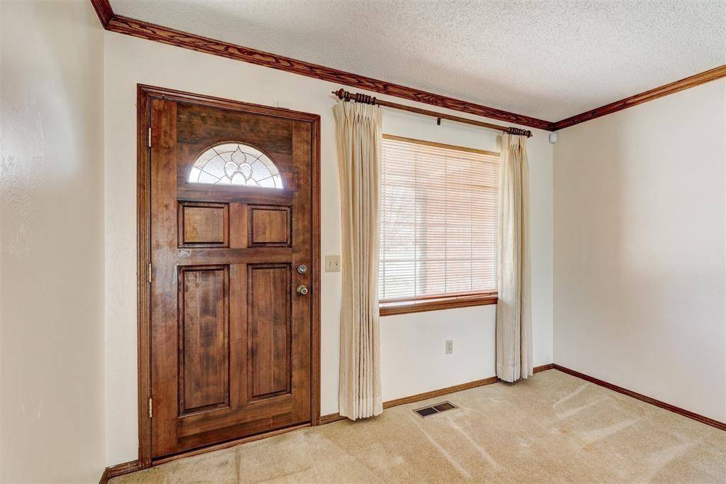 Yukon, OK 73099,302 Tanglewood DR