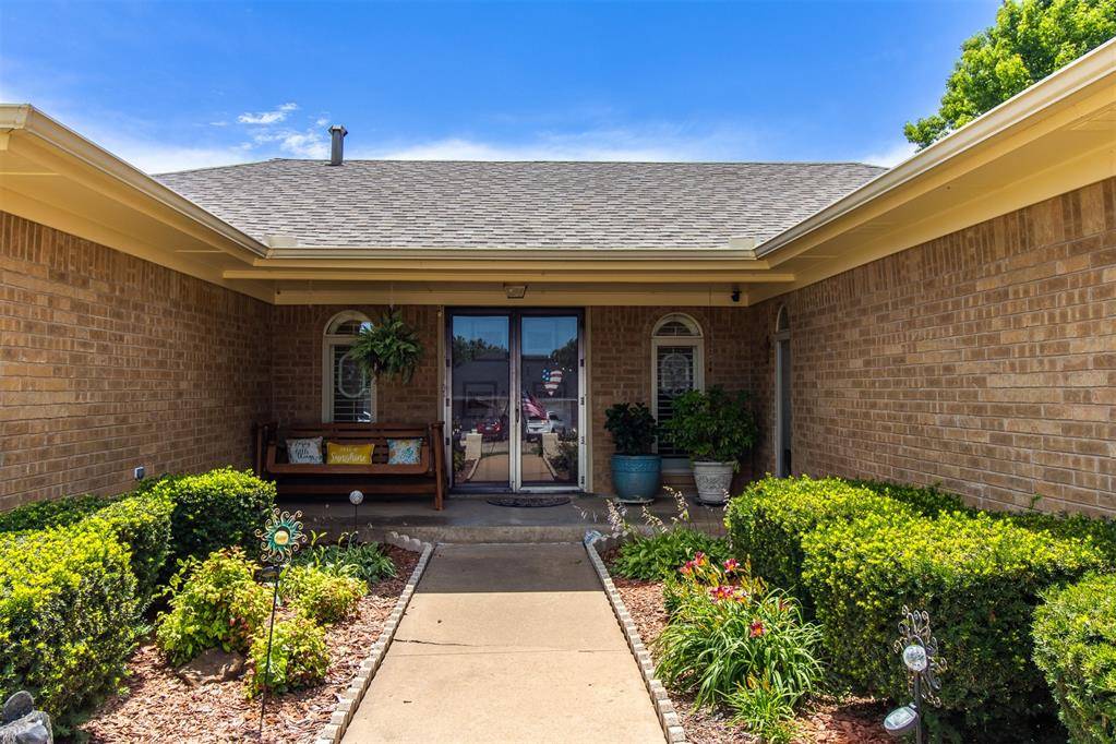 Midwest City, OK 73110,3405 Oak Grove DR