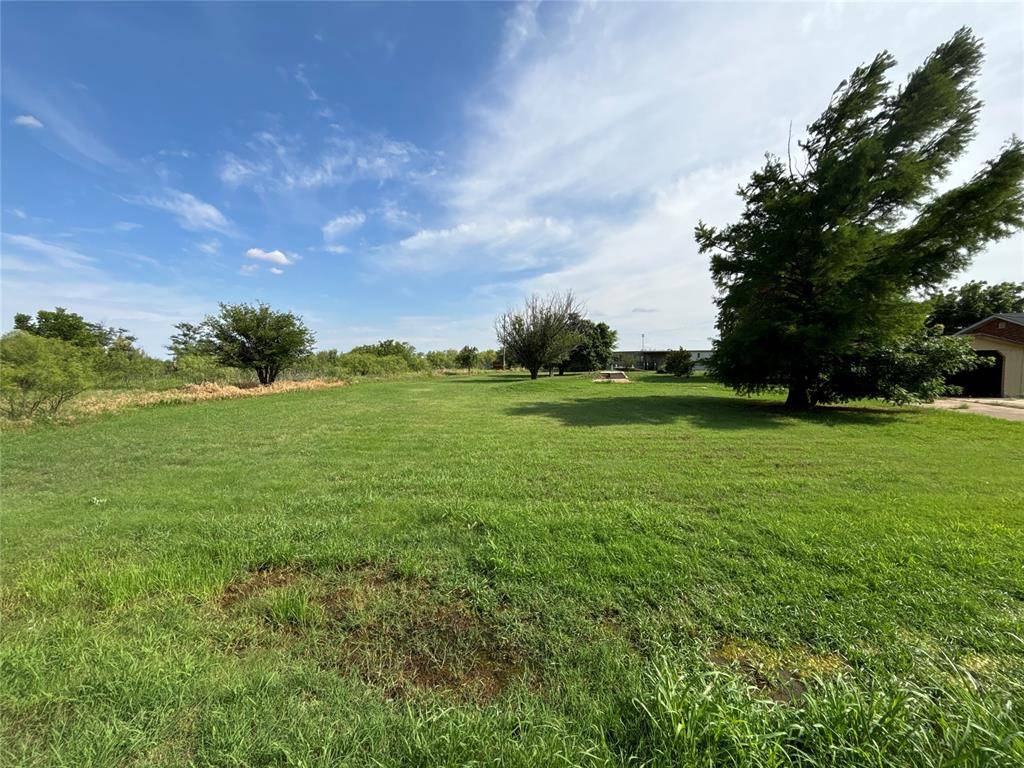 Altus, OK 73521,1630 Cross RD