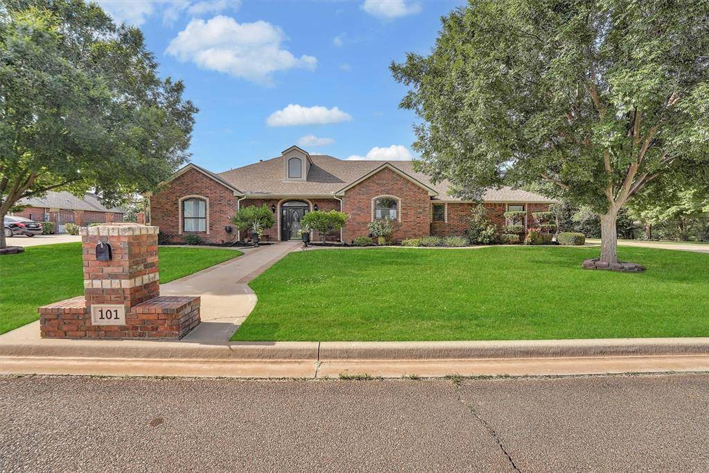 Elk City, OK 73644,101 Ruby RD