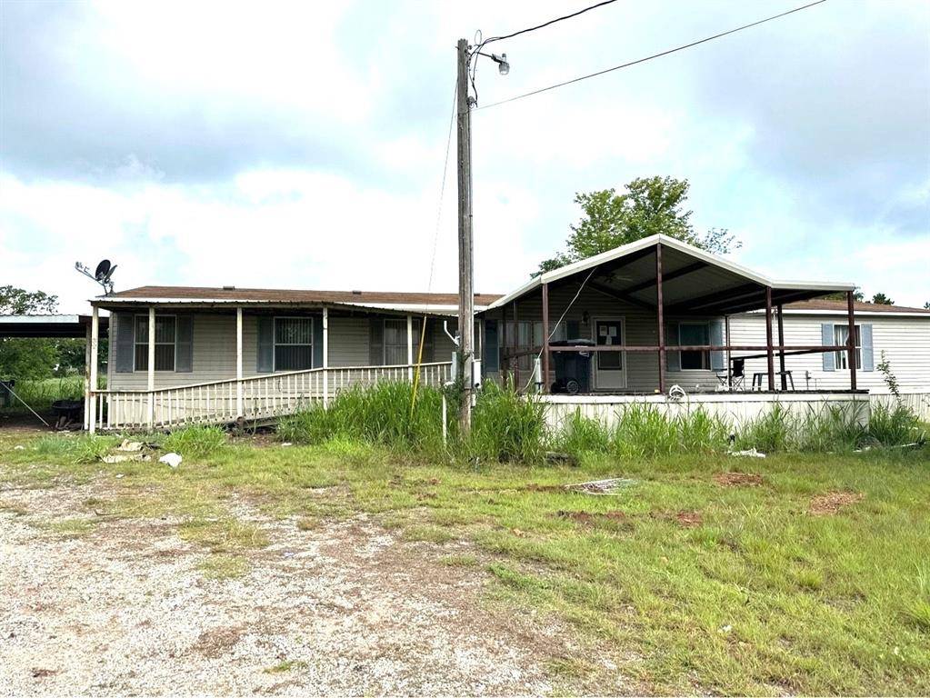 Tuttle, OK 73089,1194 County Street 2955 ST