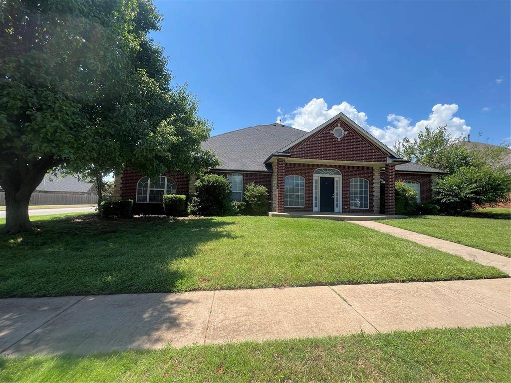 Oklahoma City, OK 73179,3221 Walden AVE