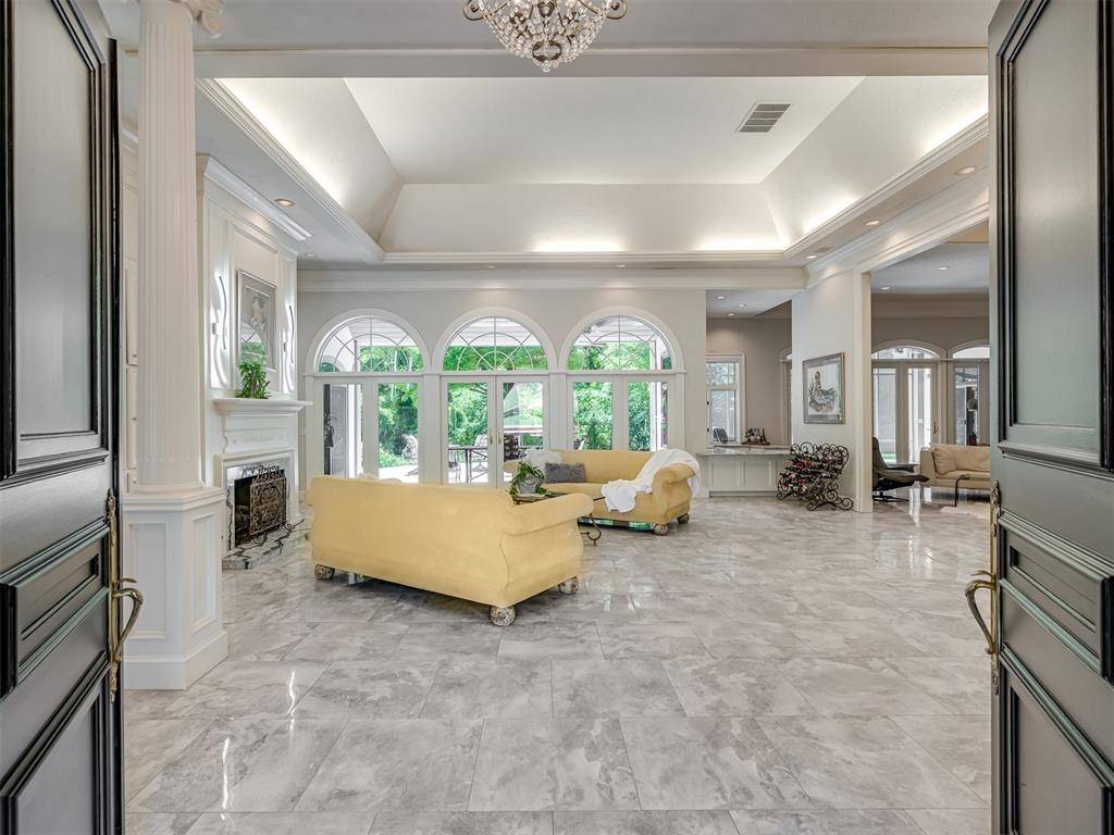 Edmond, OK 73013,4004 Oakdale Farm CIR