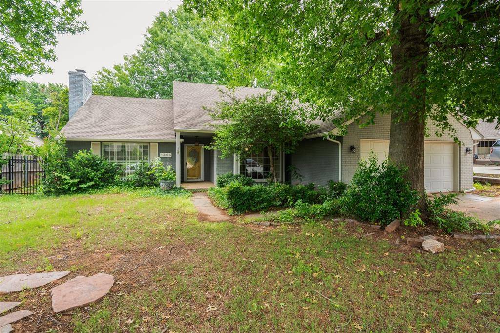 Edmond, OK 74034,1404 W Folkstone RD