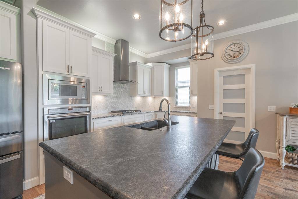 Edmond, OK 73034,508 Mirano LN