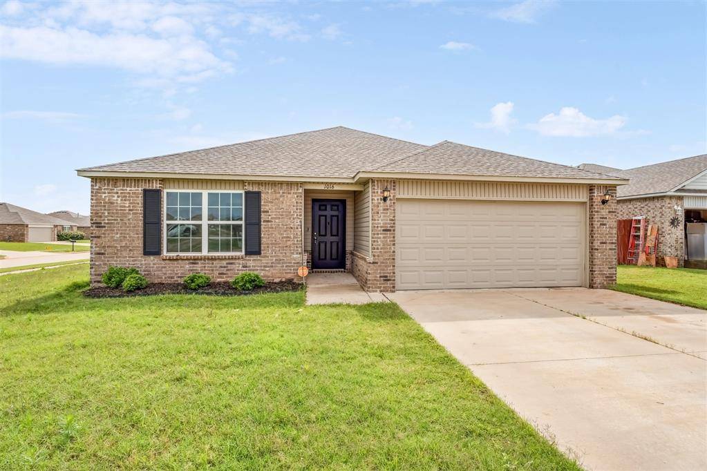 Mustang, OK 73064,1016 N Deer Court WAY