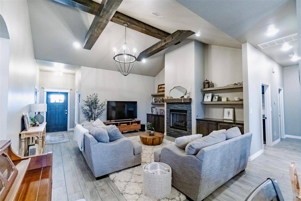 Weatherford, OK 73096,2713 Falling Leaves DR