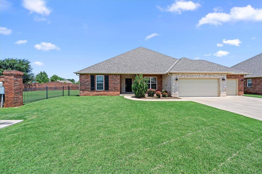 Edmond, OK 73025,641 Geneva DR