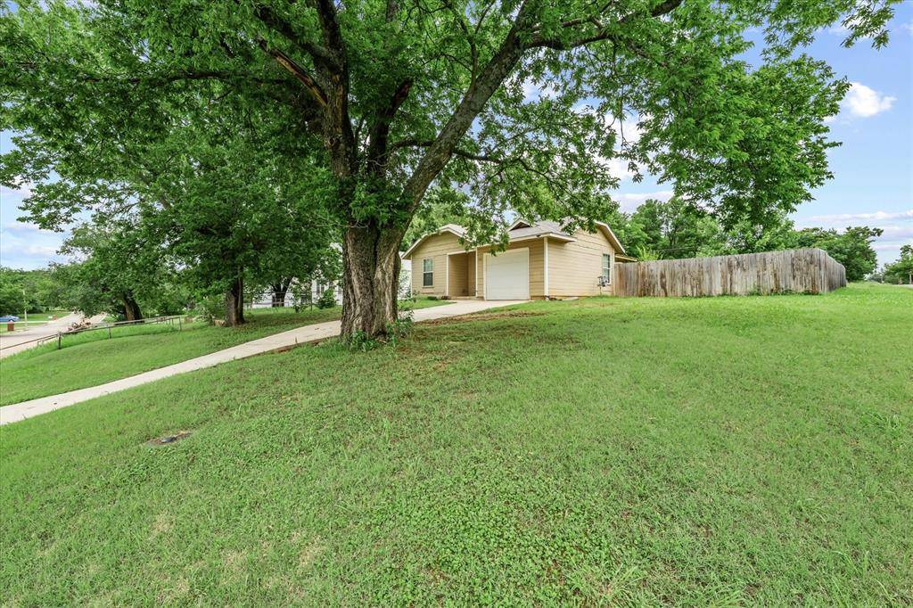 Guthrie, OK 73044,524 E Grant AVE