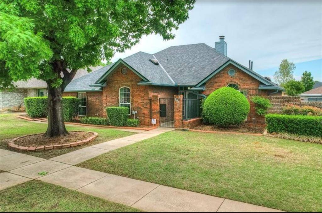 Edmond, OK 73013,808 NW 142nd ST