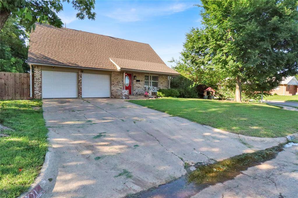 Moore, OK 73160,1001 NW 2nd ST