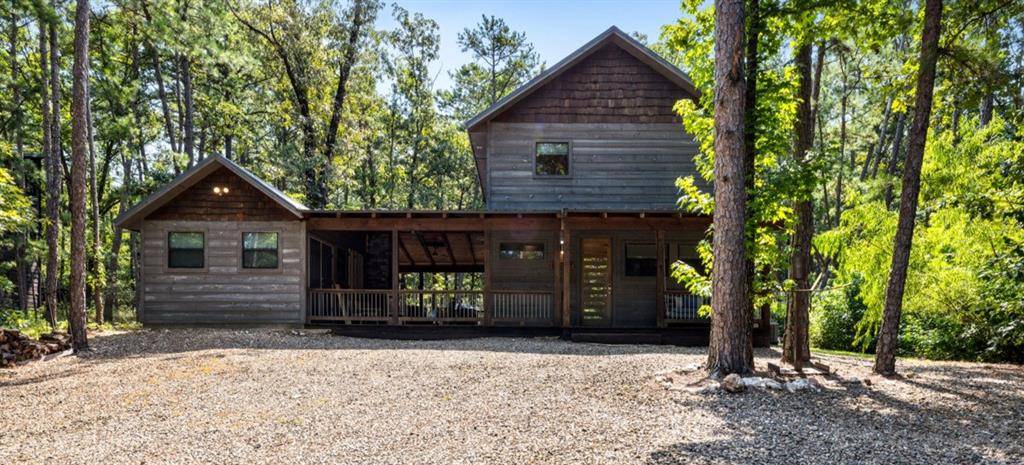 Hochatown, OK 74728,173 Guppy LN