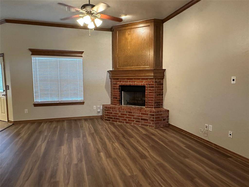Moore, OK 73160,2509 SE 9th ST