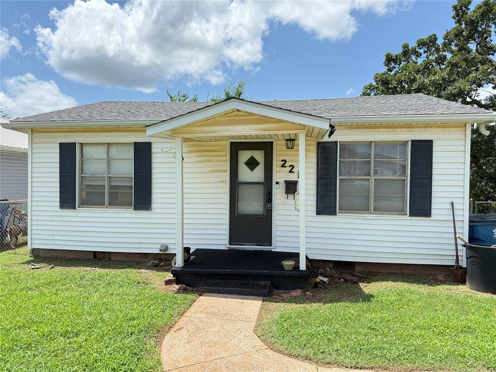 Chandler, OK 74834,221 N Iowa ST