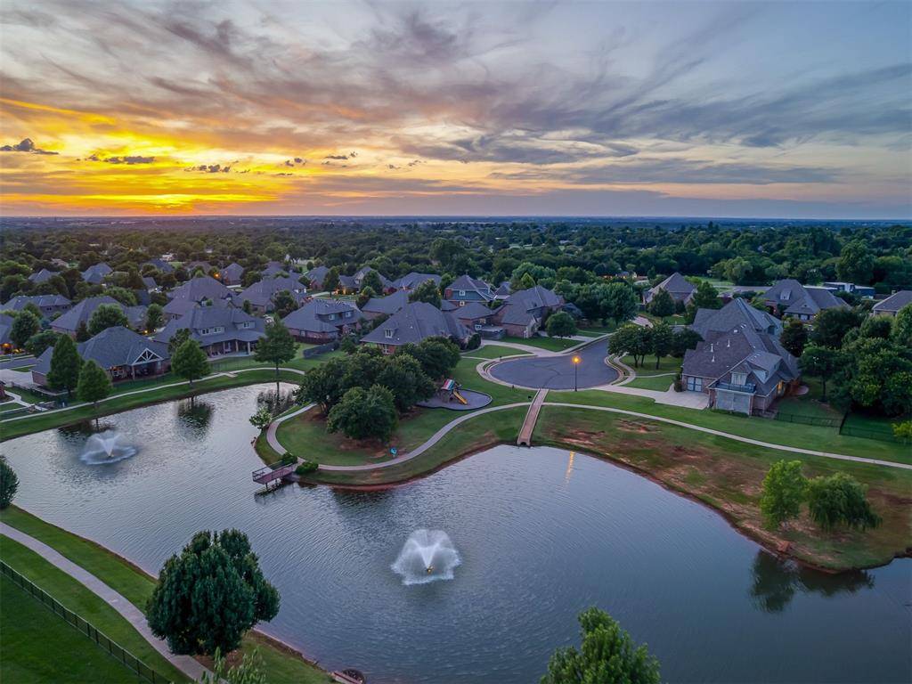 Edmond, OK 73025,1240 River Chase DR