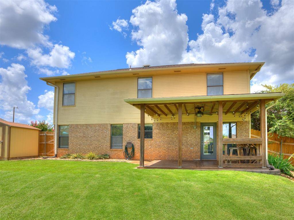 Norman, OK 73071,2824 Creekview PL