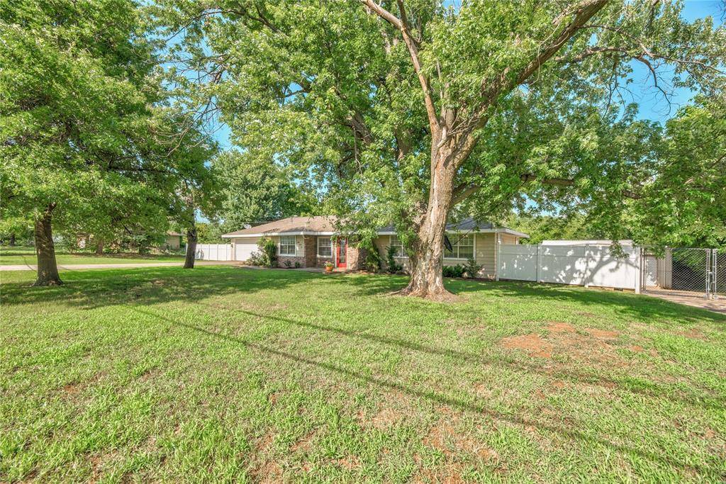 Midwest City, OK 73130,824 N Poplar LN
