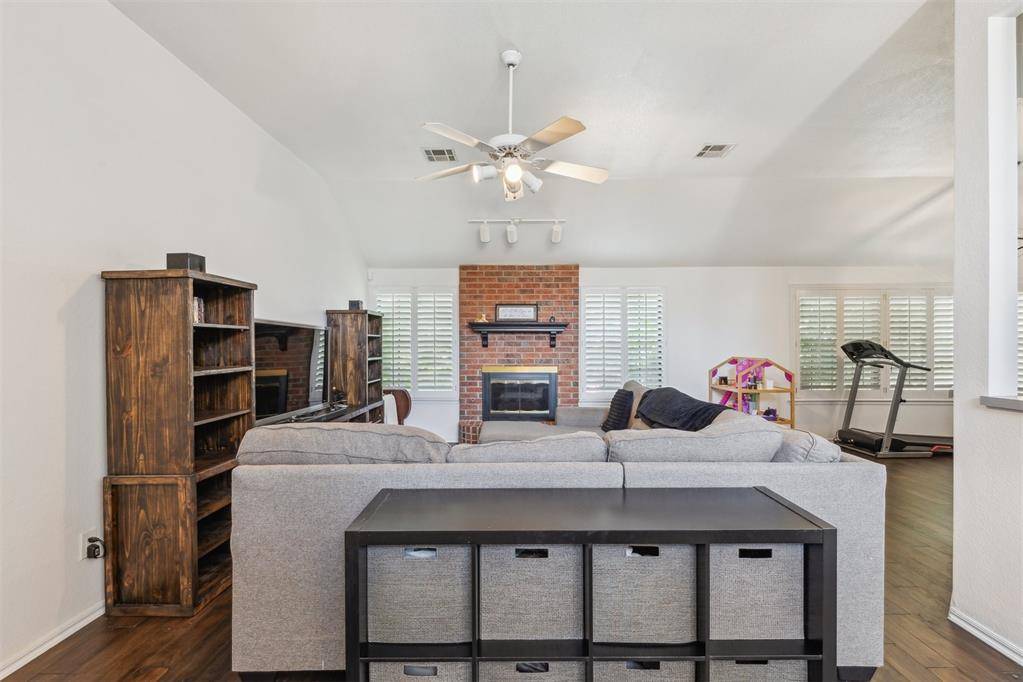 Norman, OK 73071,2716 Cimarron DR