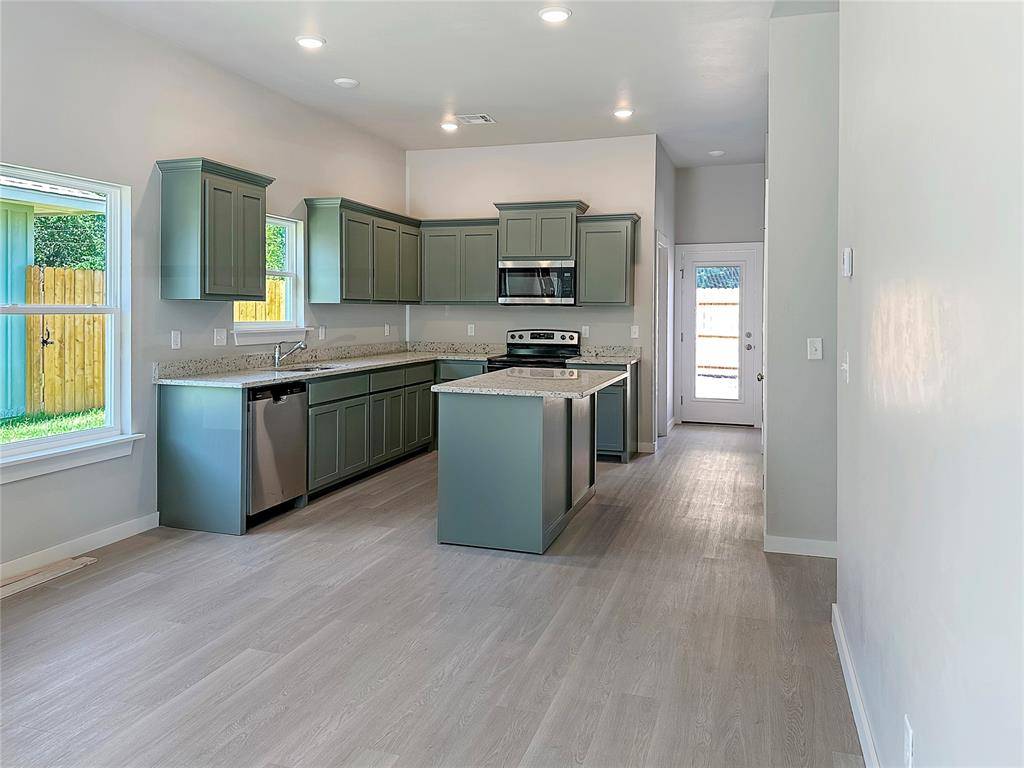 Shawnee, OK 73501,201 SW 17th ST