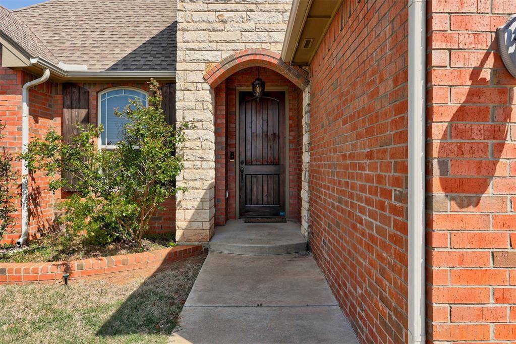 Norman, OK 73072,1201 Monterey DR