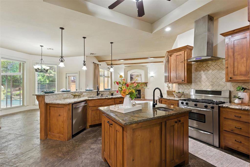 Edmond, OK 73013,15016 Kurdson WAY