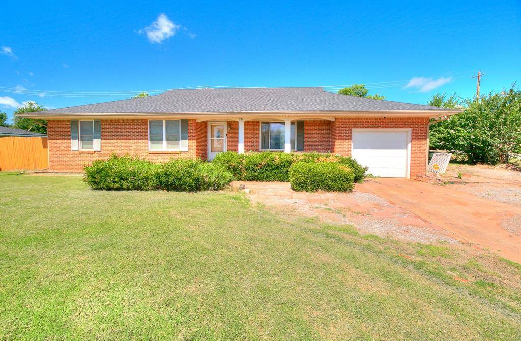 Blanchard, OK 73010,721 N Harrison AVE