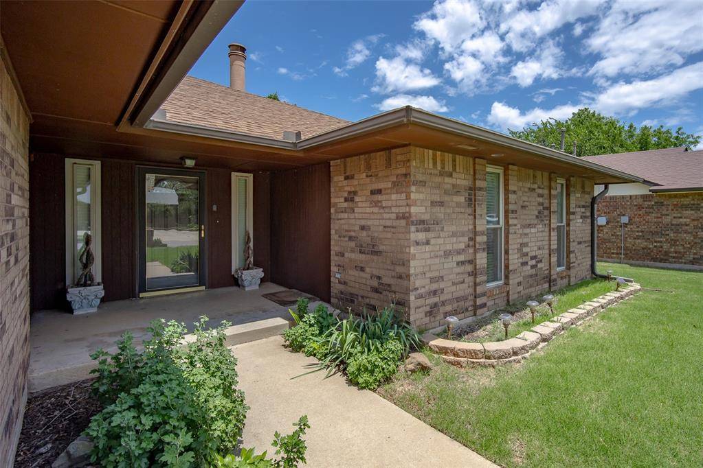 Oklahoma City, OK 73162,8025 NW 113th ST