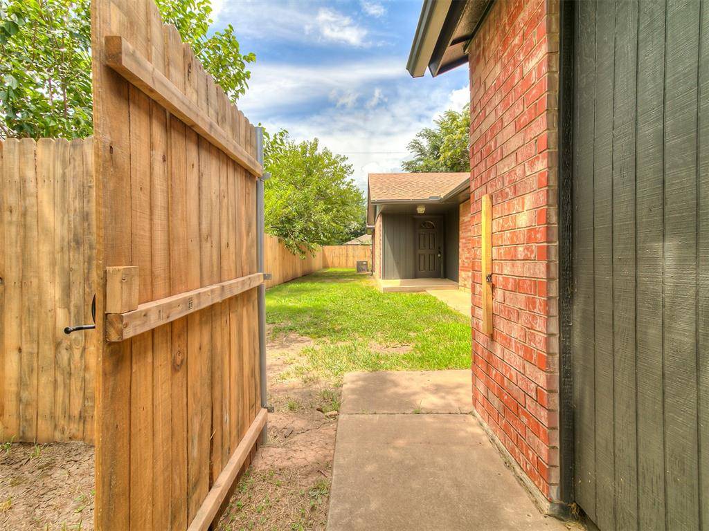 Oklahoma City, OK 73114,341 NW 119th ST