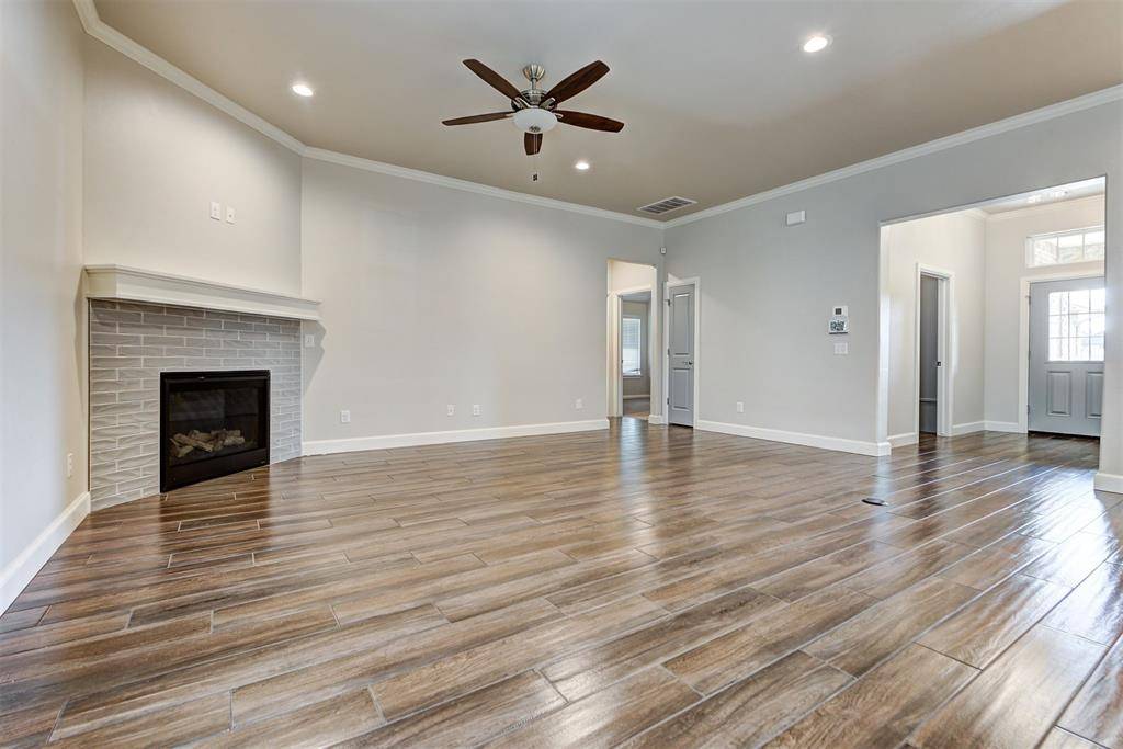 Yukon, OK 73099,3325 Slate River DR