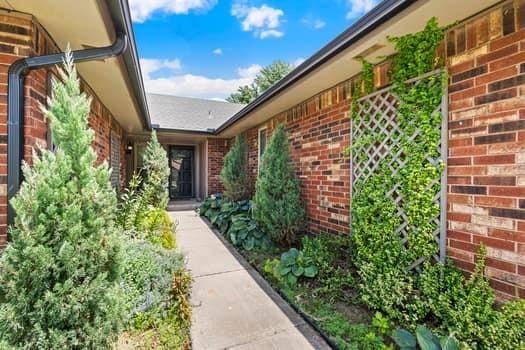 Yukon, OK 73099,4729 Deer Creek