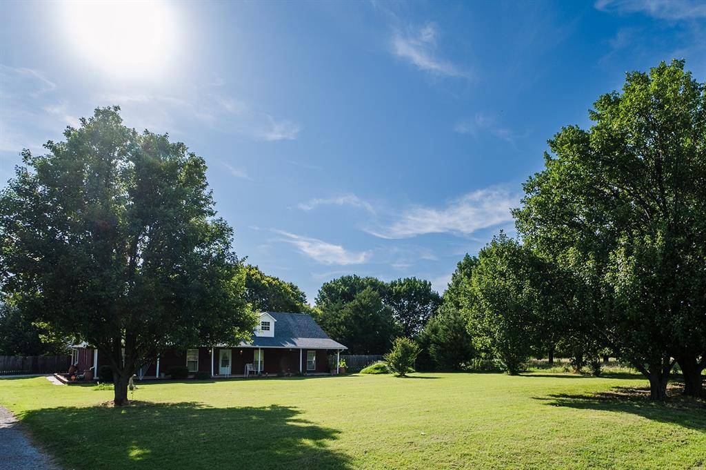 Pauls Valley, OK 73075,19586 N County Road 3240