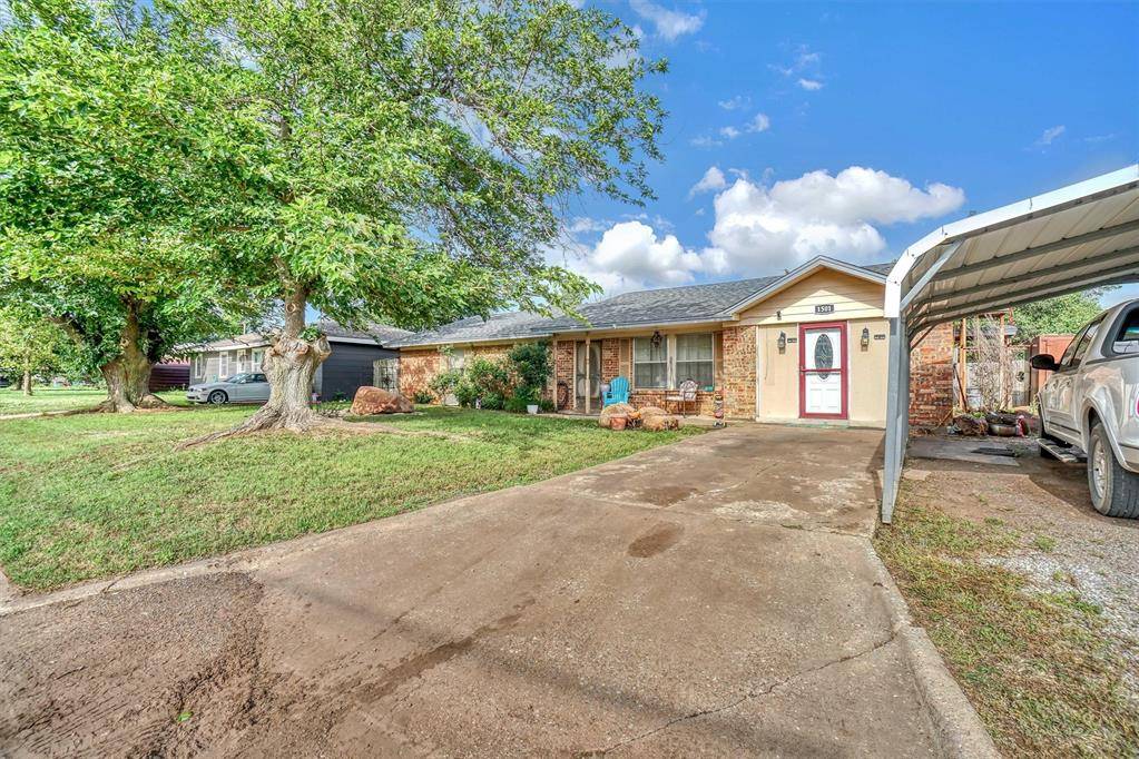 Snyder, OK 73566,1501 D ST