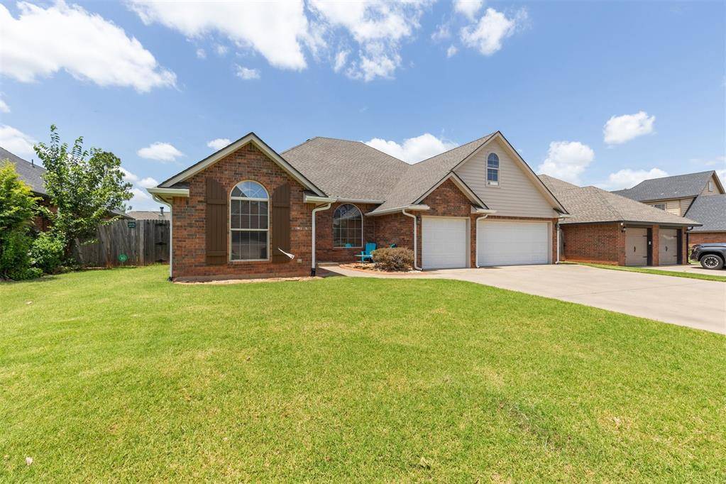 Mustang, OK 73064,1109 N Charlotte TER