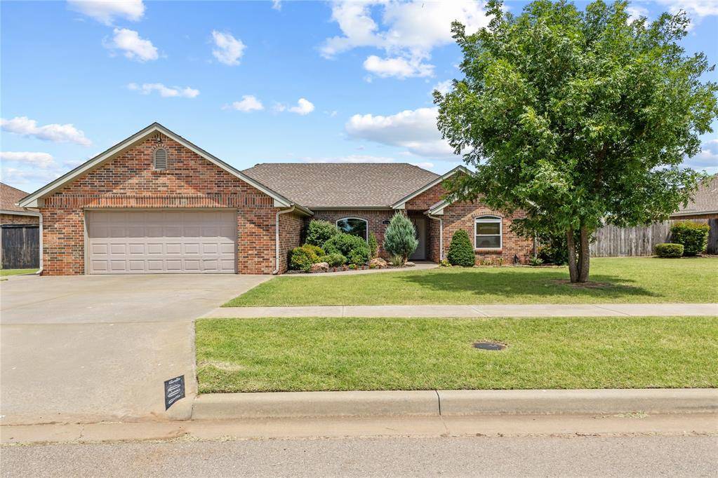Weatherford, OK 73096,3008 Fairway DR