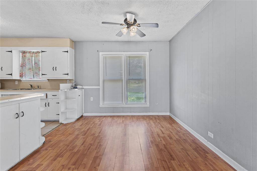 Weatherford, OK 73096,319 E Arapaho AVE