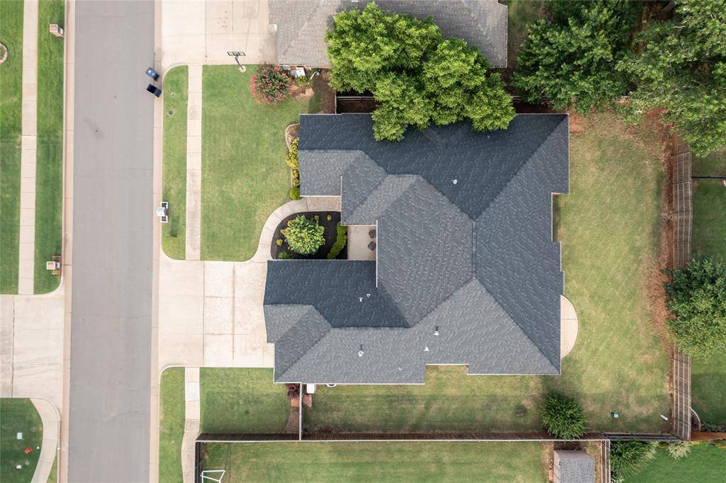 Edmond, OK 73012,1704 NW 171st ST