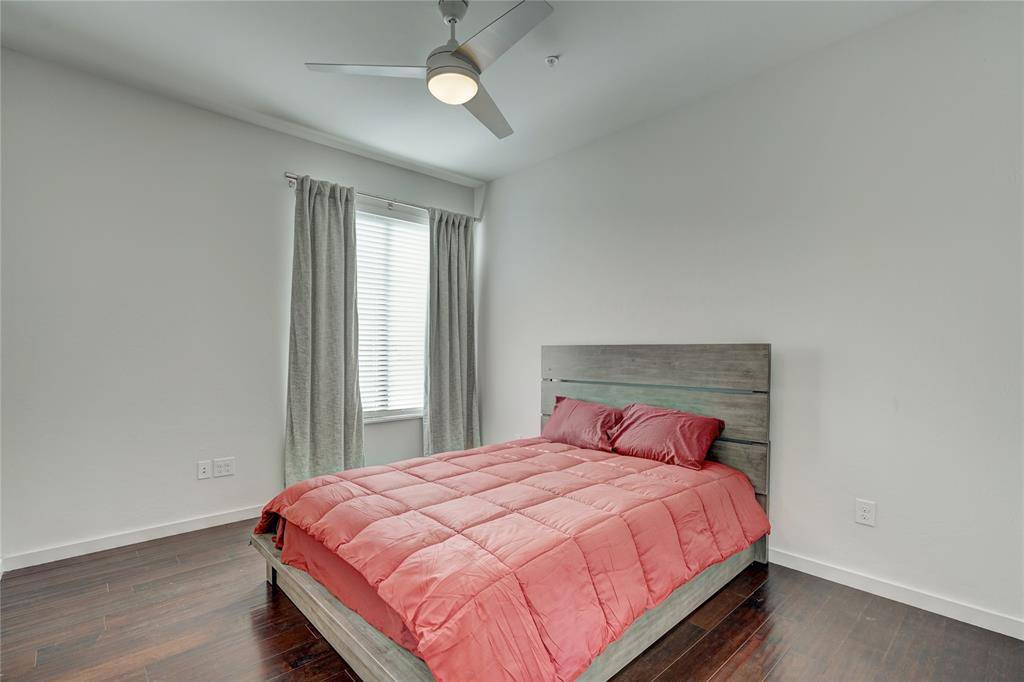 Oklahoma City, OK 73102,627 Couch DR #N10