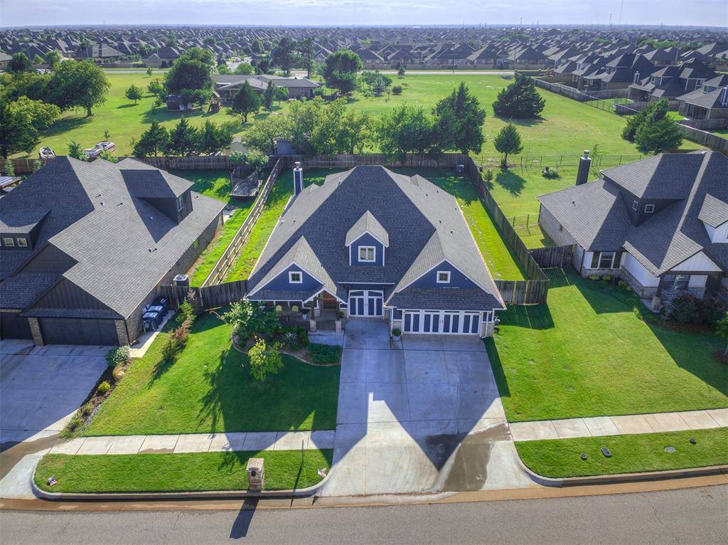 Edmond, OK 73013,15913 Windrush PL