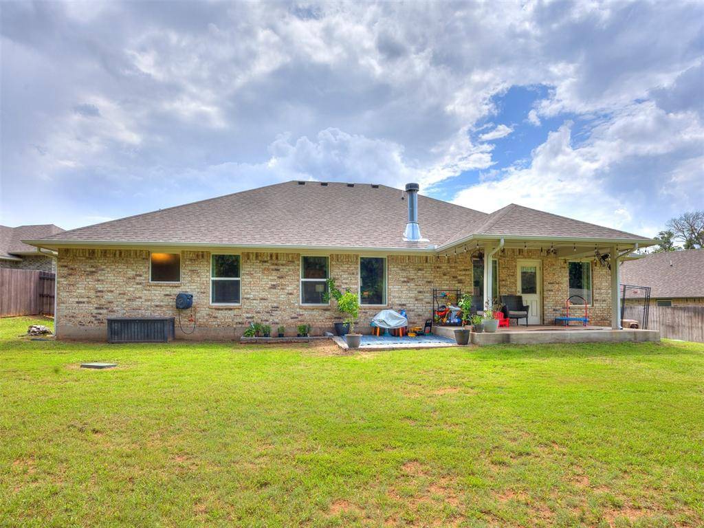 Guthrie, OK 73044,9542 Pastoral DR
