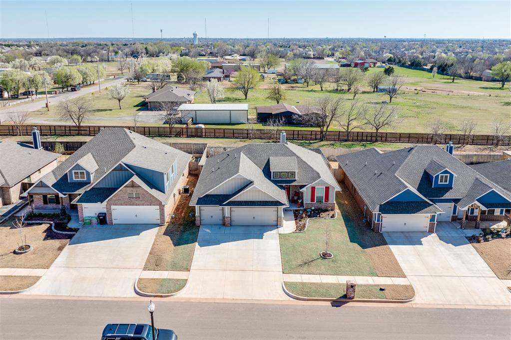 Moore, OK 73160,1624 NE 32nd ST
