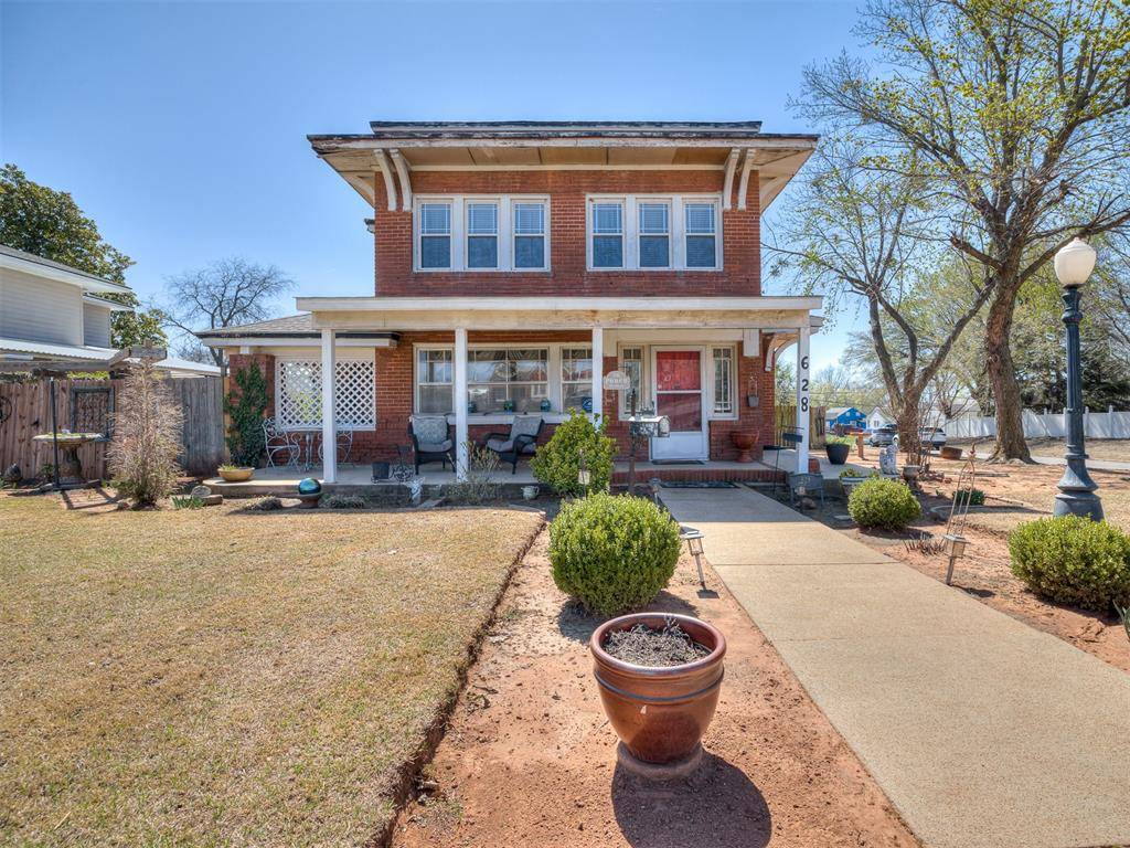 Purcell, OK 73080,628 W Main ST