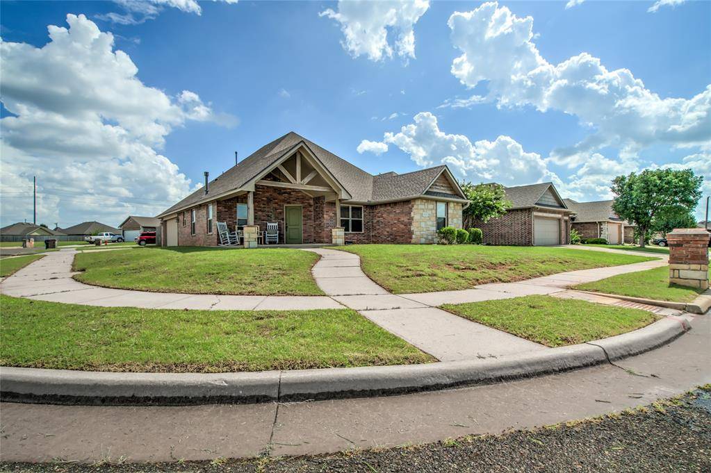 Edmond, OK 73012,2424 NW 194th TER
