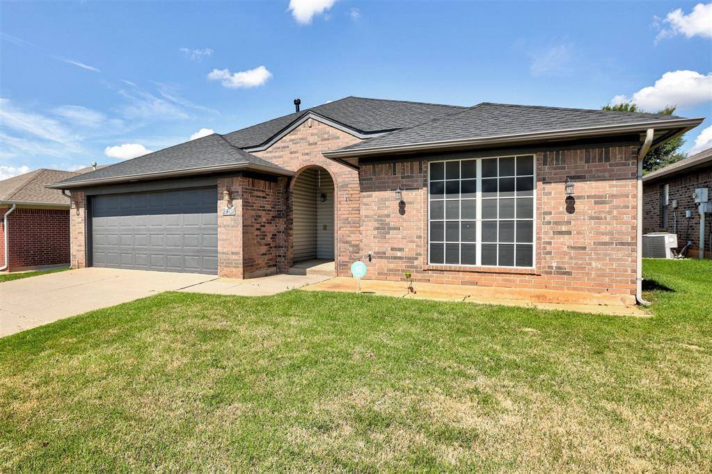 Moore, OK 73160,2401 Westchester DR