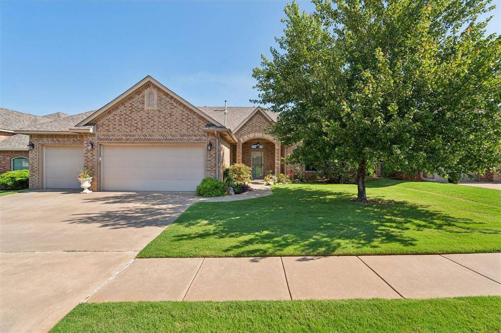 Edmond, OK 73013,8233 NW 159th ST