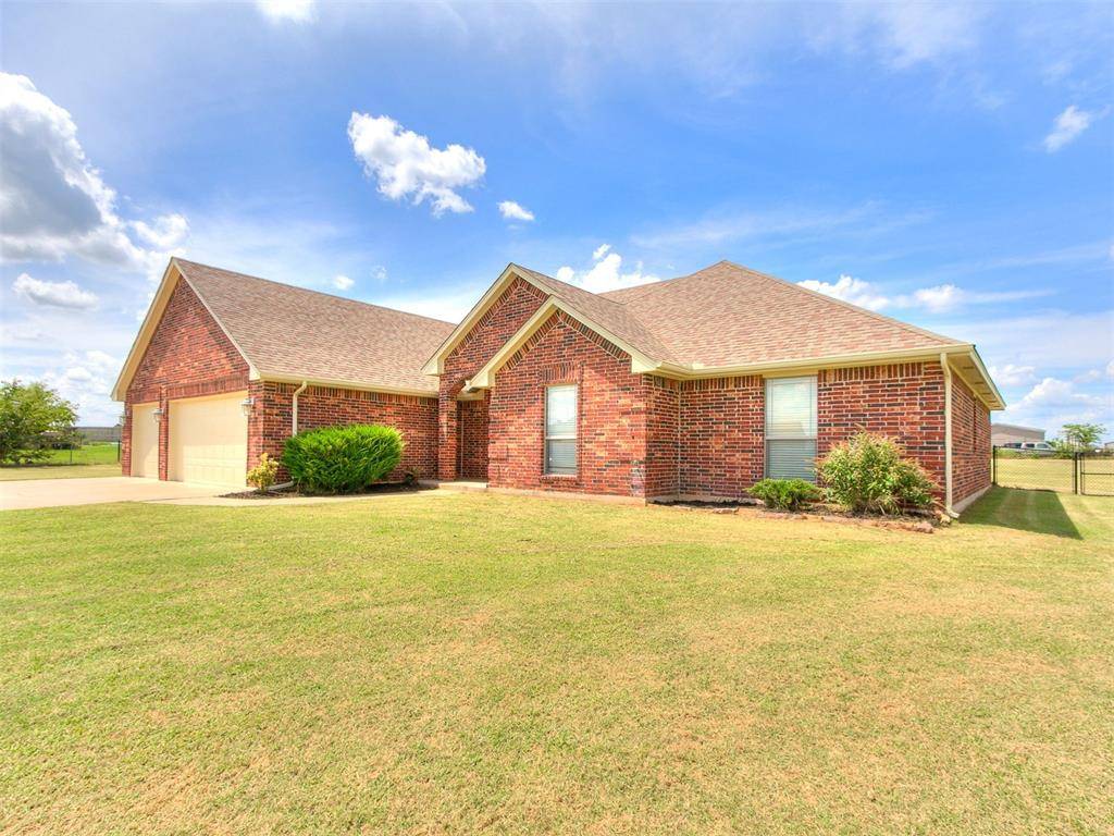 Edmond, OK 73025,4121 Lonetree DR