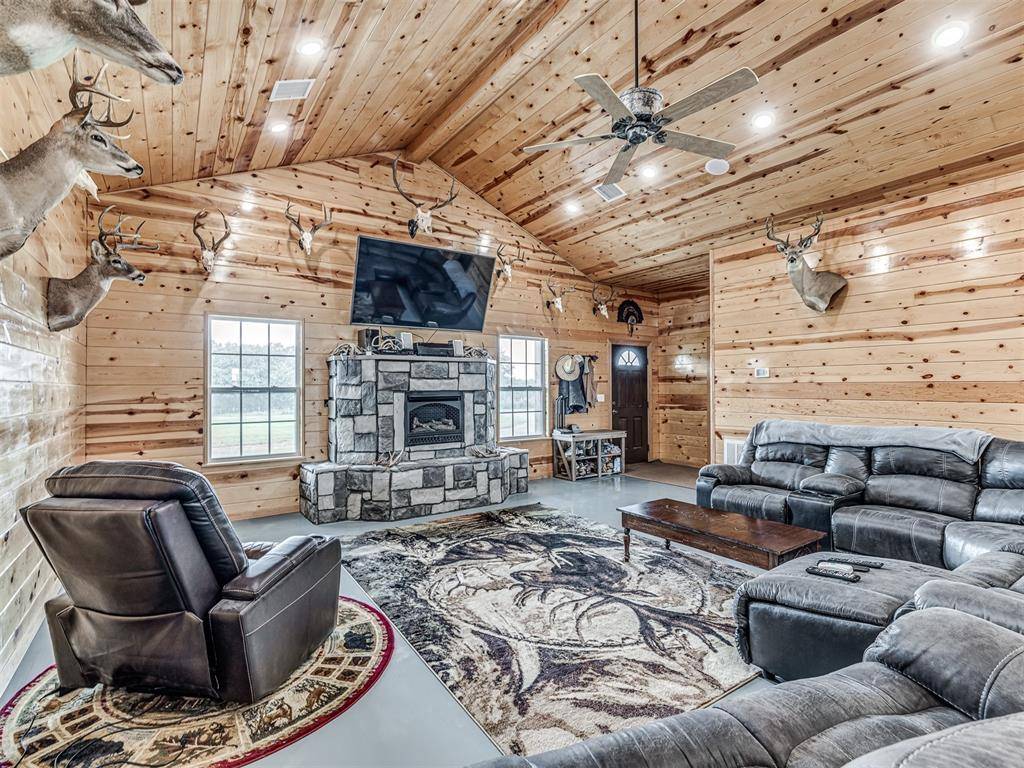 Allen, OK 74825,7122 County Road 3677