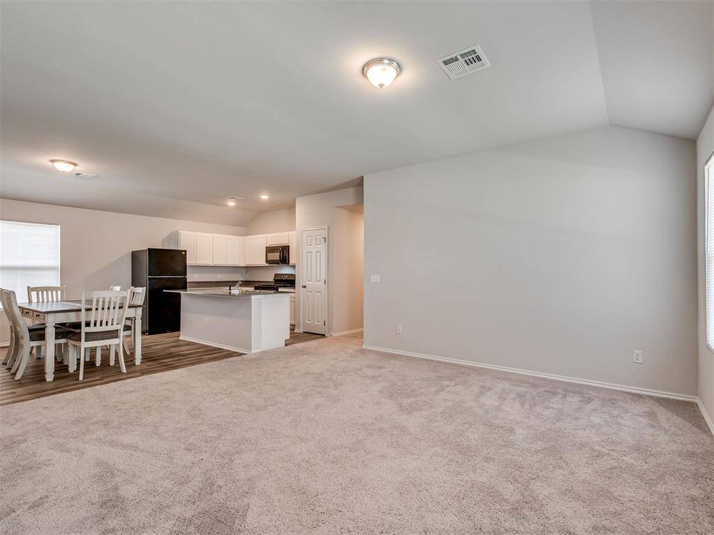 Yukon, OK 73099,11620 SW 12th ST