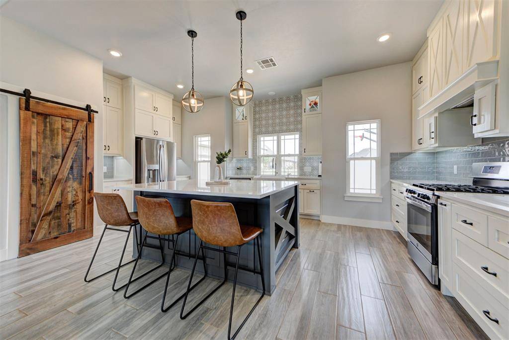 Edmond, OK 73034,8116 Dax DR